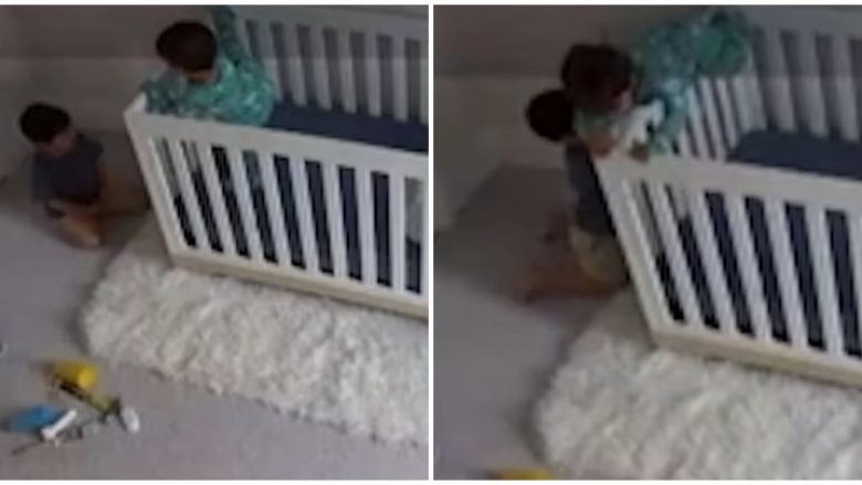 Katërvjeçari futet në dhomën e vëllait të vogël, e inkurajon të kapërcej rrethojat e shtratit – pamjet bëhen virale të vogëlushëve nga Kanadaja