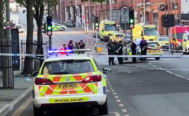 Tre të vdekur dhe një i arrestuar pasi policia shpalli një “incident të madh” në Nottingham të Anglisë