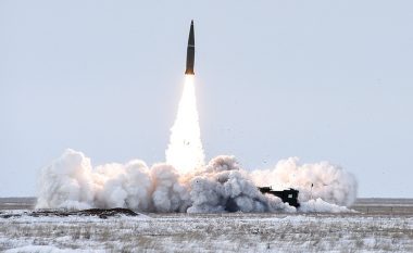 Rusia ka zhvendosur grupin e parë të armëve bërthamore në Bjellorusi