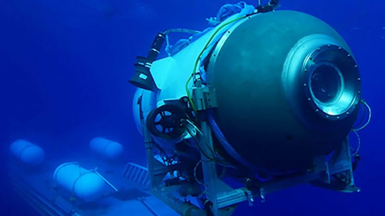 Misioni i kërkimit të nëndetëses me turistë të zhdukur në Oqeanin Atlantik është “ende aktiv”, thotë udhëheqësi i operacionit