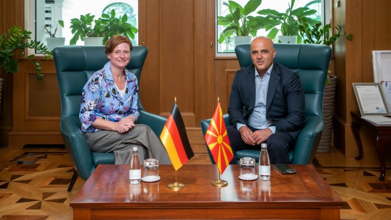 Kovaçevski – Dreksler: Partneriteti mes Maqedonisë së Veriut dhe Gjermanisë është i fuqishëm dhe priten suksese të përbashkëta edhe më të mëdha