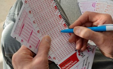 Britaniku fatlum fiton xhekpotin prej 11.6 milionë funteve të Lotarisë Kombëtare