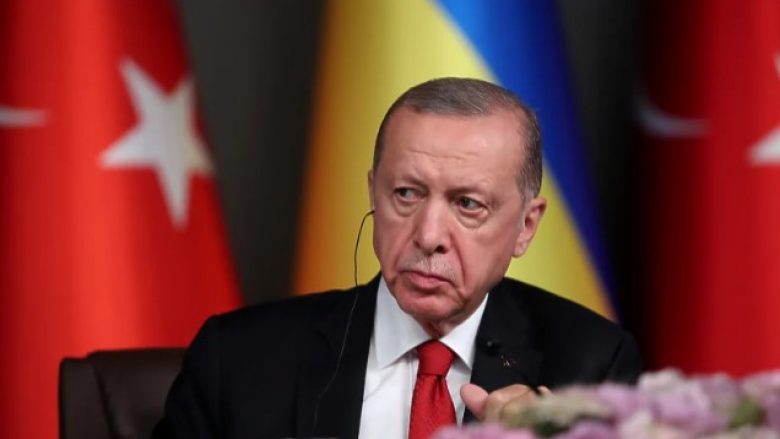 Erdogan: Turqia do të miratojë hyrjen e Suedisë në NATO nëse BE-ja hap dyert për Ankaranë