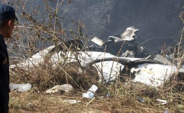 Rrëzohet një helikopter në Nepal, humbin jetën gjashtë persona
