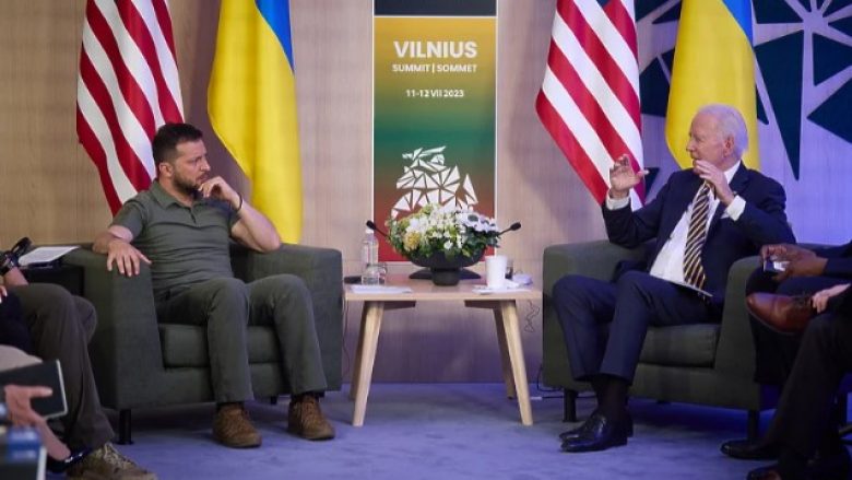 Biden ‘nervozohet’ me gazetarin kur pyetet sa shpejt pas luftës do të dëshironte Ukraina të anëtarësohet në NATO: Një orë e 20 minuta