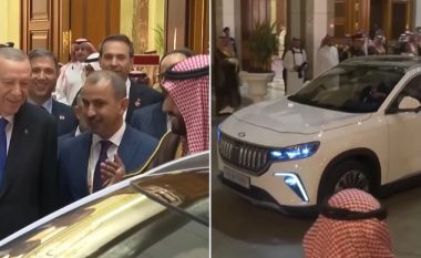 Erdogan i dhuron princit saudit veturën e parë elektrike të prodhuar në Turqi