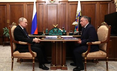 Guvernatori i fliste Putinit për ushtarët e vrarë, presidenti rus iu përgjigj: Përshëndetni të gjithë