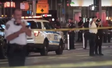 Të shtëna në Times Square, plagosen tre adoleshentë