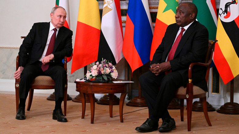 Putin nuk do të marrë pjesë në samit në Afrikën e Jugut, i frikësohet arrestimit