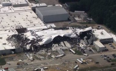 Tornado goditi fabrikën Pfizer, dëmtohen 50 mijë paleta ilaçesh në Karolinën e Veriut