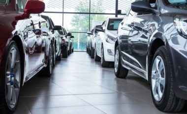 Rritet numri i shitjes të veturave të reja në Evropë