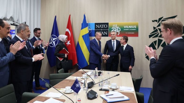 ‘Një moment historik’: Reagimet e para pasi Erdogan i Turqisë pranoi të mbështesë anëtarësimin e Suedisë në NATO