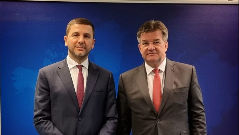 Krasniqi në takim me Lajçakun: PDK do të angazhohet fuqishëm në shtensionimin e situatës në veri