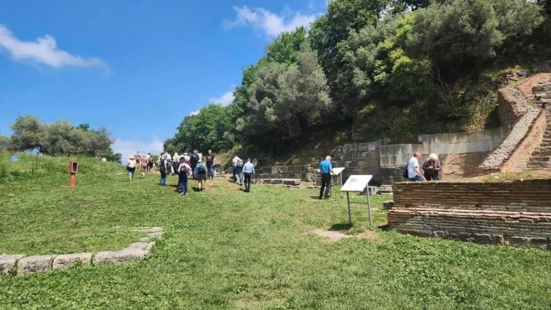 Rekord turistësh në Parkun e Apollonisë në Fier, Rama: Magjia e udhëtimit në kohë të një qytetërimi