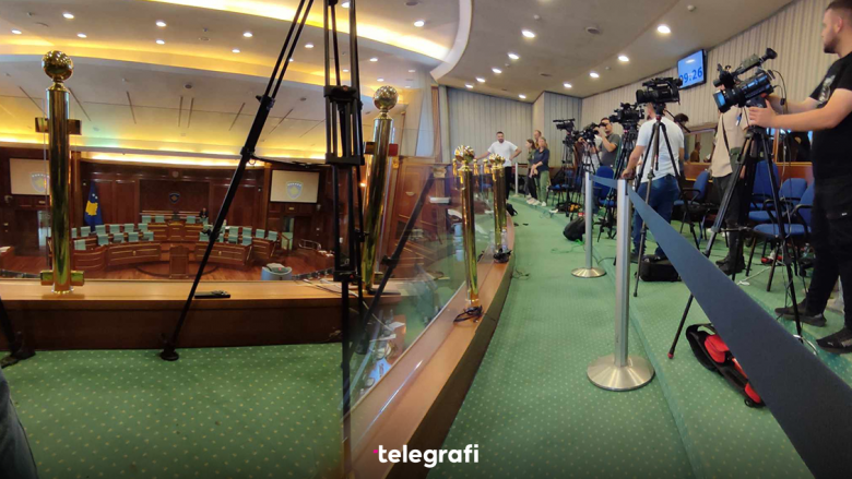 Mediave u kufizohet hapësira në Kuvend për raportim