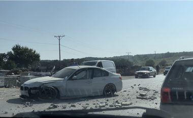 Aksident trafiku në Gllarevë të Klinës, lëndohet një person