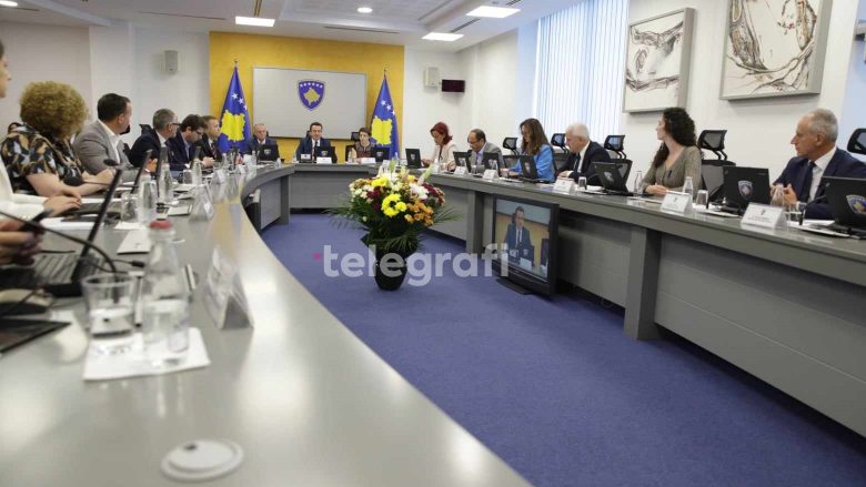 Kosova miraton pakon e re të sanksioneve ndaj Rusisë dhe Bjellorusisë