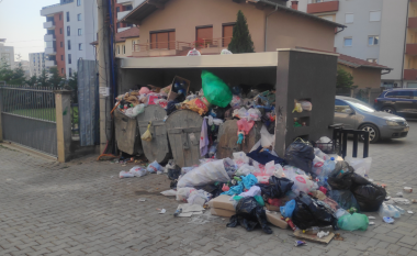 Probleme me mbeturina, ankohen banorët e lagjes “Mati 1”