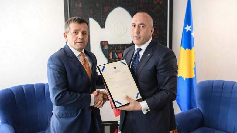 Haradinaj e quajti turist të luftës, reagon Rrustem Mustafa