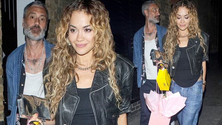 Rita Ora shijoi një mbrëmje në Chiltern Firehouse në Londër me partnerin e saj, Taika Waititi