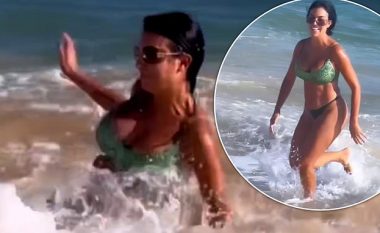 Georgina Rodriguez rrëmbehet nga valët e detit gjatë pushimeve me Ronaldon