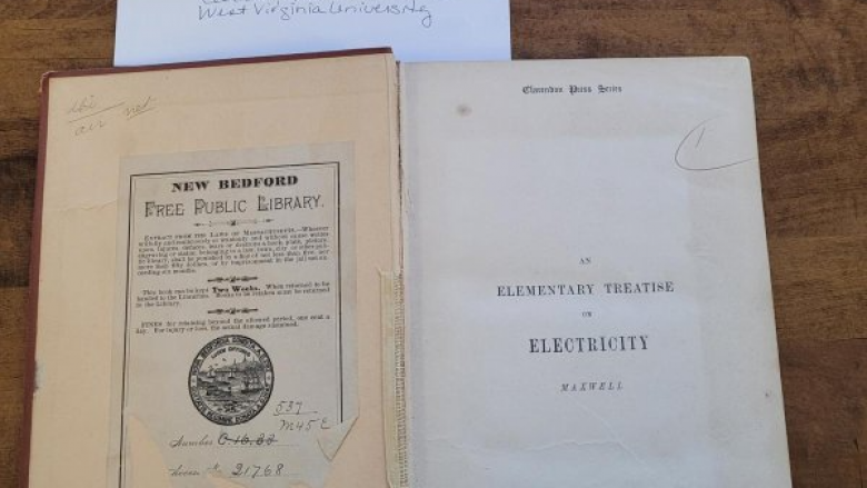 Në bibliotekën e Massachusetts kthehet një libër pas gati 120 vjetësh
