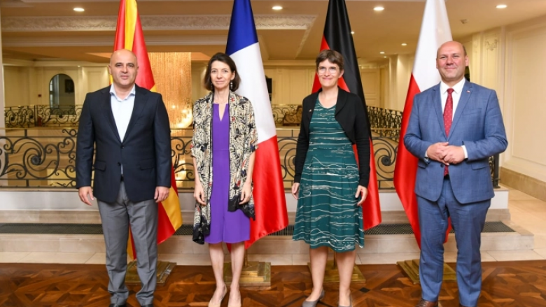 Kovaçevski- Treshja e Vajmarit: Mbështetje e fuqishme nga Gjermania, Franca dhe Polonia