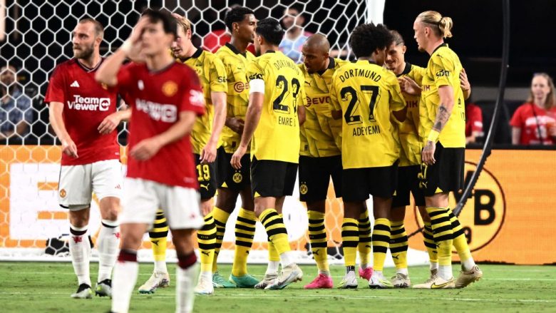 Spektakël me pesë gola të realizuar, Dortmund mposht Manchester Unitedin