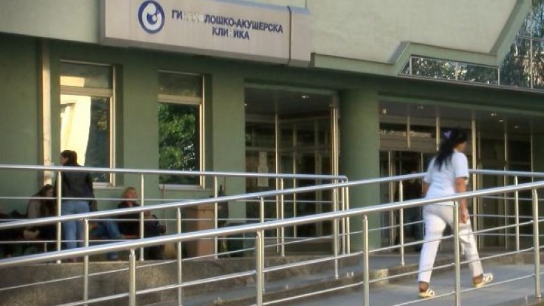 Ka ndërruar jetë lehona që u hodh nga kati i parë i Gjinekologjisë në Shkup