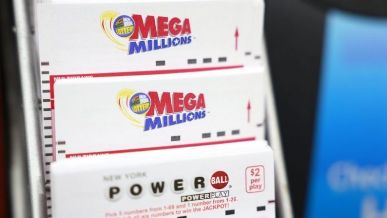 Burri nga Kentaki mendoi se çmimi i lotarisë prej 200,000 dollarësh ishte një defekt i makinës