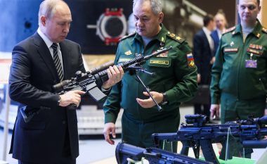 Putin frikësohet nga një rebelim tjetër, rrit sigurinë personale me mijëra forca speciale, tanke dhe aeroplanë luftarakë