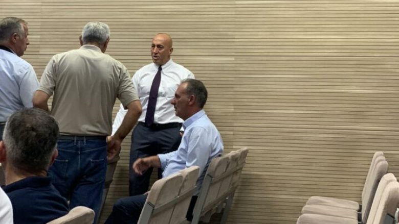 Haradinaj dhe Limaj po dëshmojnë në gjykatë për rastin e Zonës Ekonomike në Malishevë