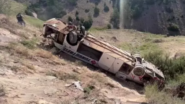 Rrokulliset një autobus në Turqi, shtatë të vdekur dhe disa të lënduar