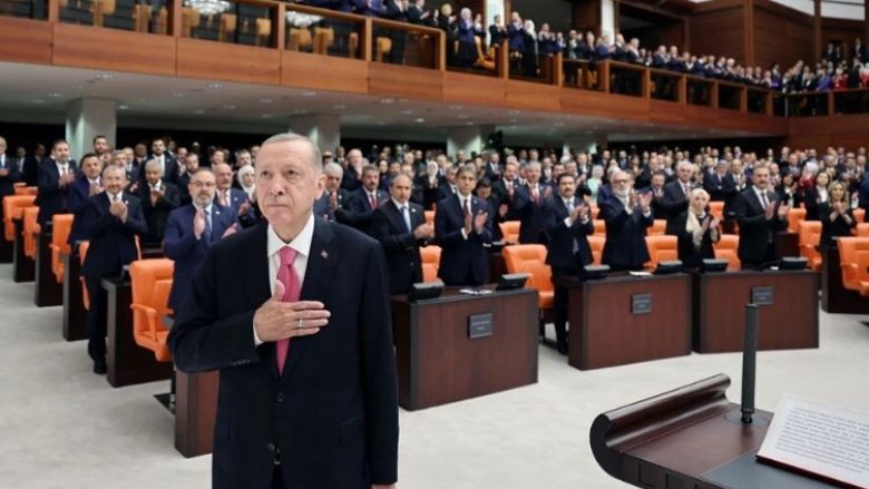 Qeveria e Erdoganit refuzon ta njoh masakrën e serbëve në Srebrenicë si gjenocid