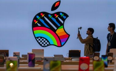 Pse Apple është “kaq e fiksuar” pas Indisë