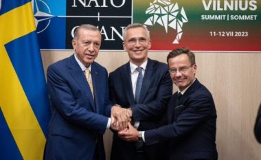 Turqia bie dakord që Suedia të anëtarësohet në NATO
