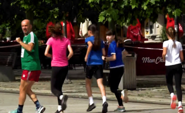 ​Mbahet mini-maratona “Vrapo për Autizëm”, vlerësohet se ndihmon në ndërgjegjësimin e shoqërisë