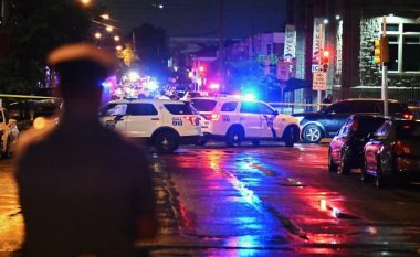 Katër të vdekur dhe dy të plagosur pasi një person i armatosur hapi zjarr në rrugët e Filadelfias – para se të arrestohej nga policia