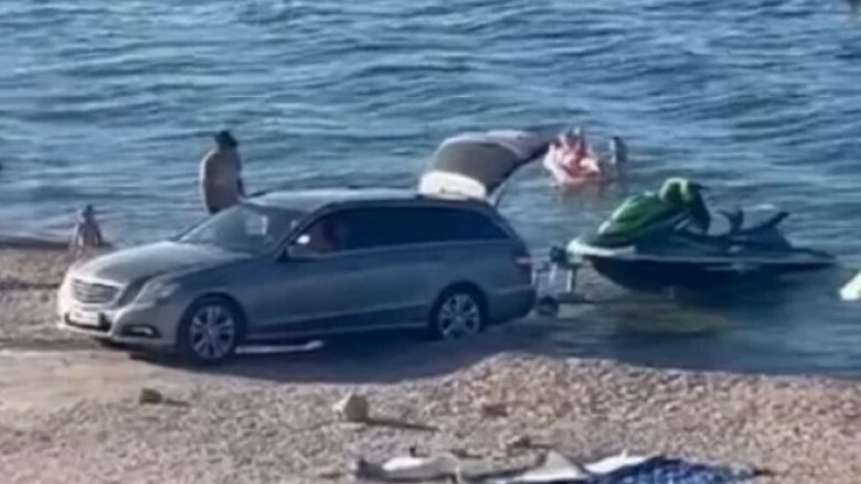 Skena “freskimi” nga Kroacia – hungarezi me veturë në plazh