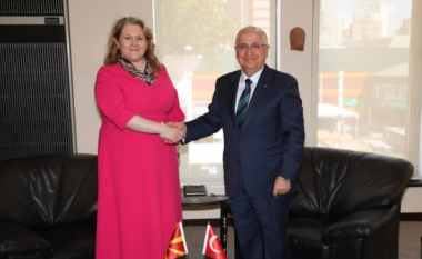 Petrovska – Gjyler: Bashkëpunimi i Maqedonisë dhe i Turqisë në Mbrojtje vazhdon të zhvillohet