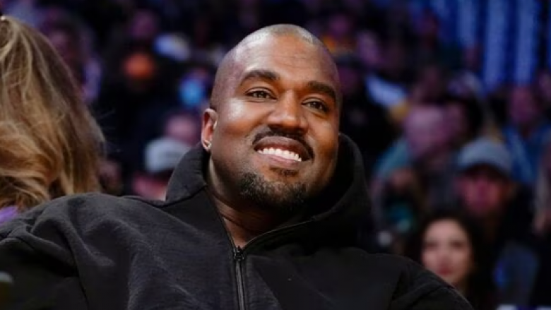Twitter rikthen llogarinë e Kanye West tetë muaj pas pezullimit