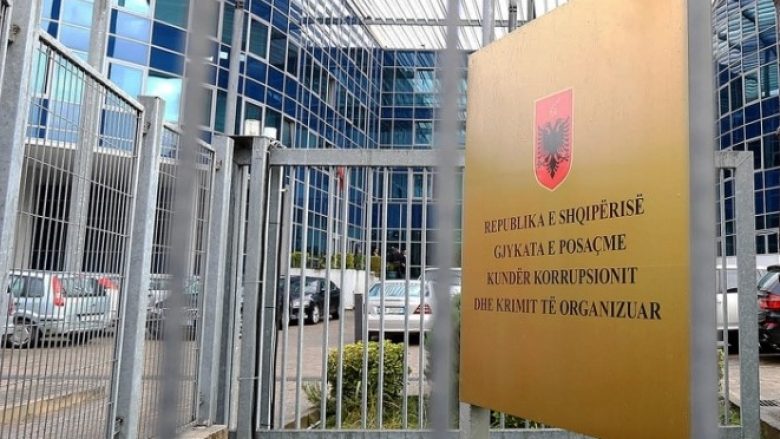 Megaoperacioni në Shqipëri me 15 të arrestuar për 12 vepra penale, SPAK zbardh 6 vrasje 