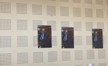 Bislimi nuk shkon për të raportuar në Komision, deputetët e PDK-së vendosin disa fotografi të tij duke hedhur shishe
