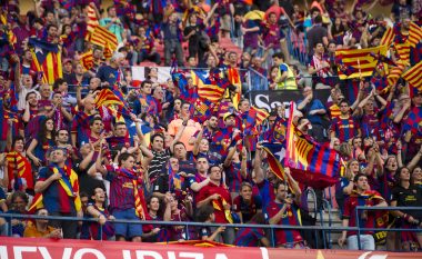 Barcelona humb afër gjysmë milioni fansa në rrjetet sociale për shkak të një foto me flamurin e LGBT