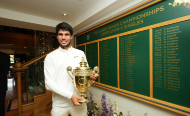 Milionat që i fitoi Carlos Alcaraz me triumfin historik në Wimbledon - më i paguari për vitin 2023
