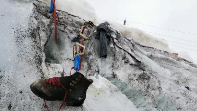 Shkrirja e akullnajës në alpet zvicerane rezultoi në gjetjen e një alpinisti të zhdukur në vitin 1986