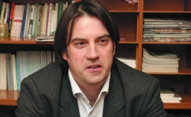 Bechev: Në vend të zgjidhjes së çështjes mes Kosovës dhe Serbisë, emisarët perëndimorë po merren me uljen e tensioneve
