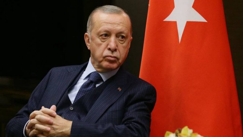 Pas kthimit nga Rusia, Erdogan: Perspektiva aktuale për arritjen e paqes është zero