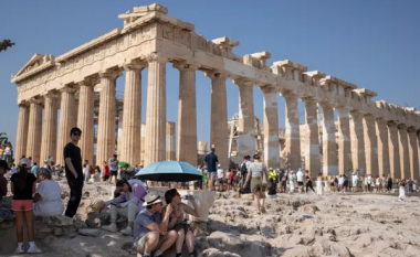 Fundjava më e nxehtë në Greqi, temperaturat pritet të arrijnë deri në 45 gradë Celsius