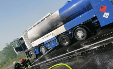 Digjet kamioni që transportonte 20 tonë naftë në rrugën Strumicë – Radovish
